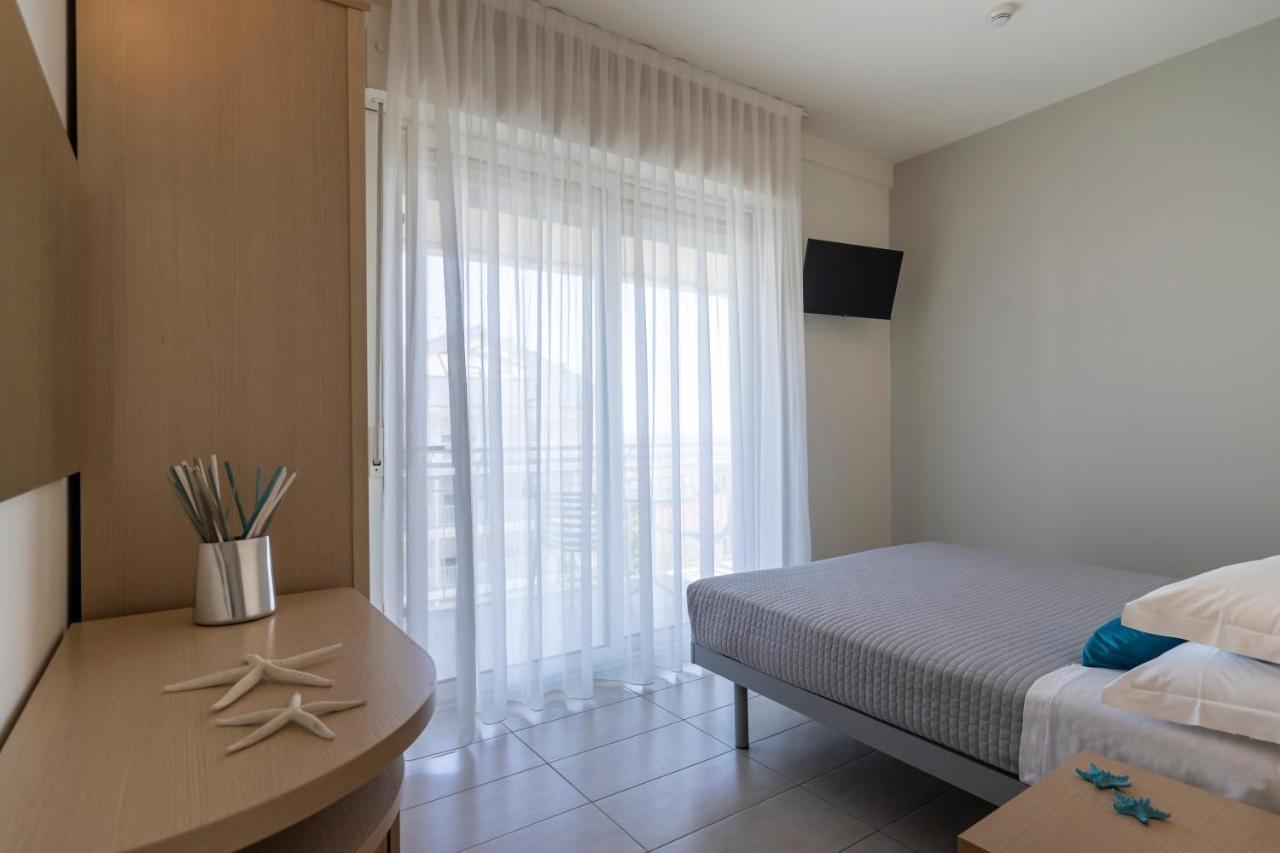 Hotel Constellation Rimini Exterior foto